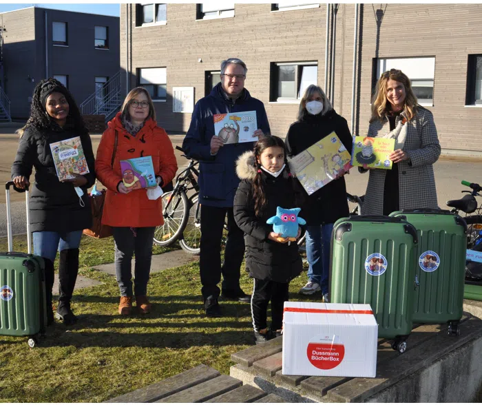 Bücherkoffer für geflüchtete Familien